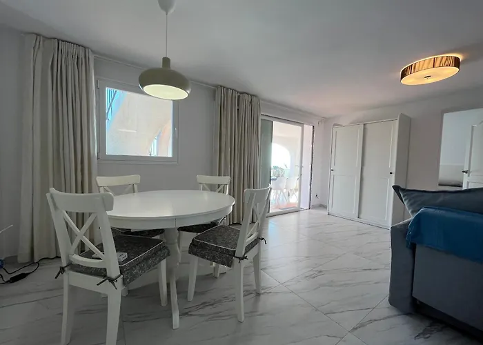Meerblick Villa Mit Terrasse, Pool Und Kostenlosen Wlan Neu Renoviert